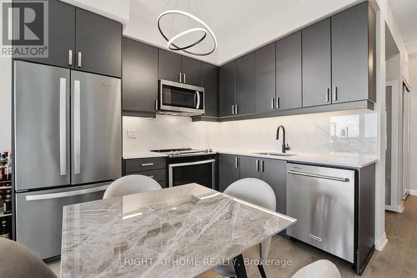 2617 - 7895 Jane Street — photo 7 of 21