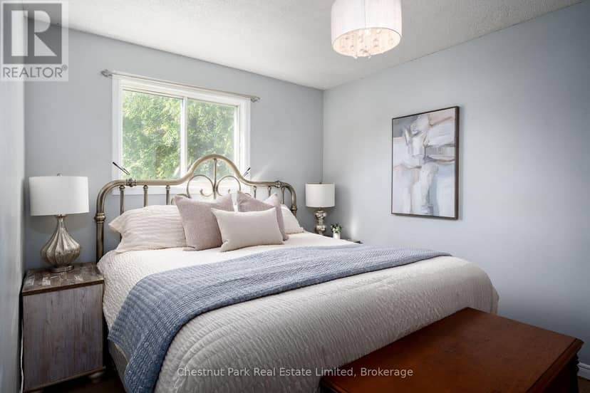 6 Spencer Street — photo 16 of 33