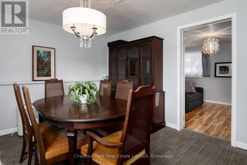 6 Spencer Street — photo 22 of 33