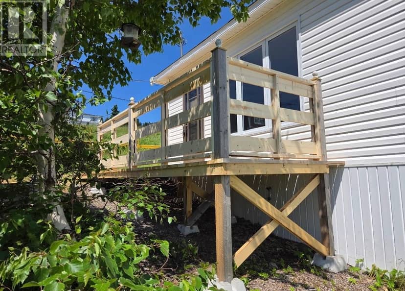 1 Hillside Avenue — photo 2 of 21