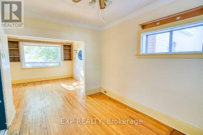 21 Garrison Street — photo 24 of 40