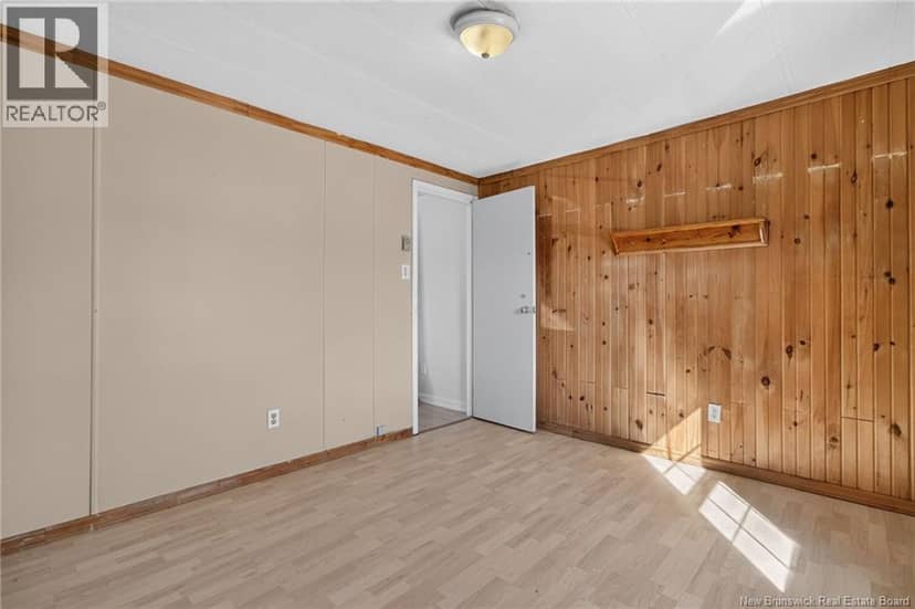 60 Midway — photo 17 of 21