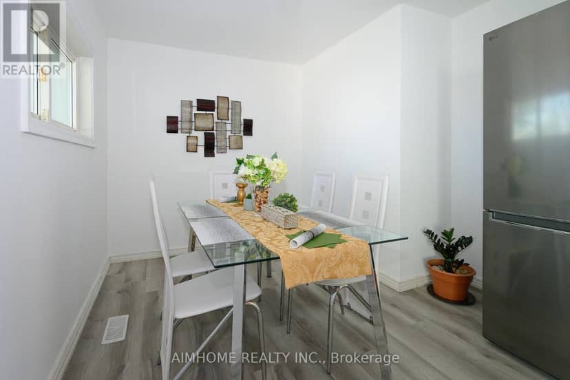 49 Bellefontaine Street, Toronto, photo 7