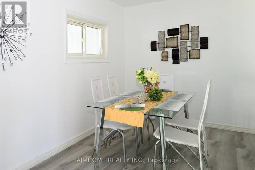 49 Bellefontaine Street, Toronto, photo 8