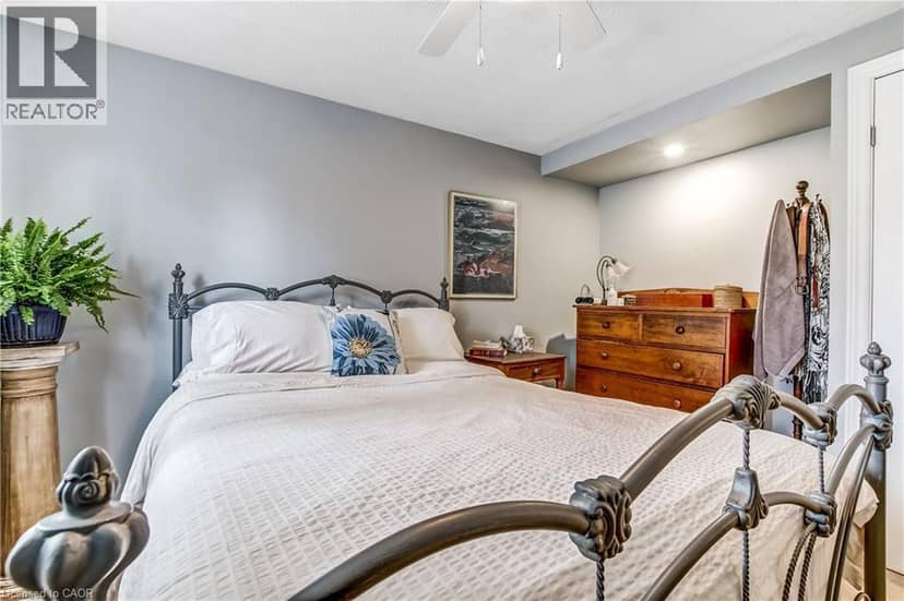 6 RICHARDSON Drive Unit# 30 — photo 19 of 27