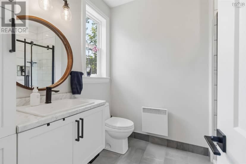 221 Meldrum Avenue — photo 16 of 40