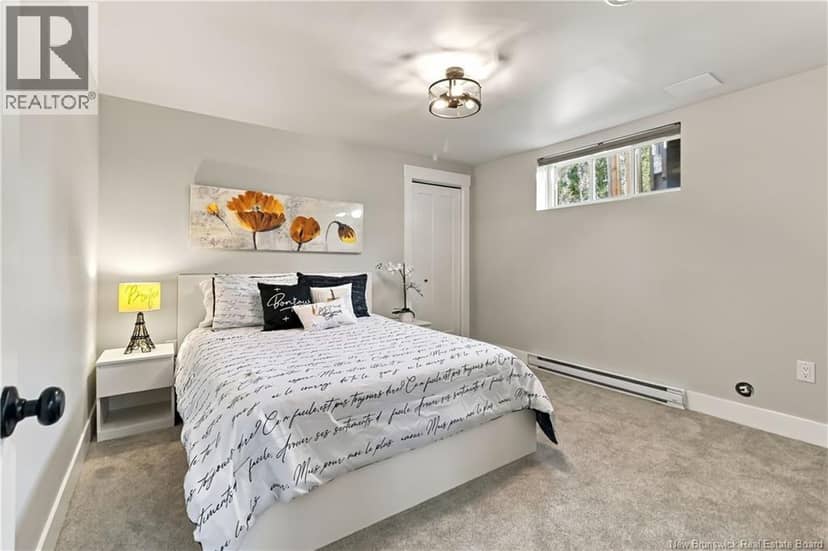 11 Joanne Street — photo 38 of 40
