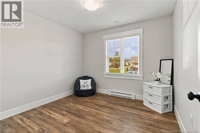 11 Joanne Street — photo 28 of 40