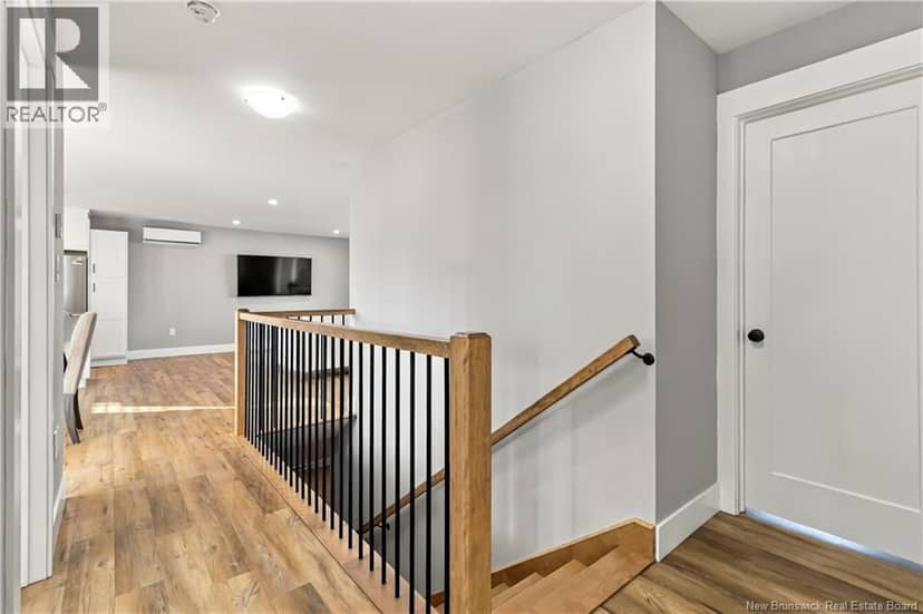 11 Joanne Street — photo 31 of 40