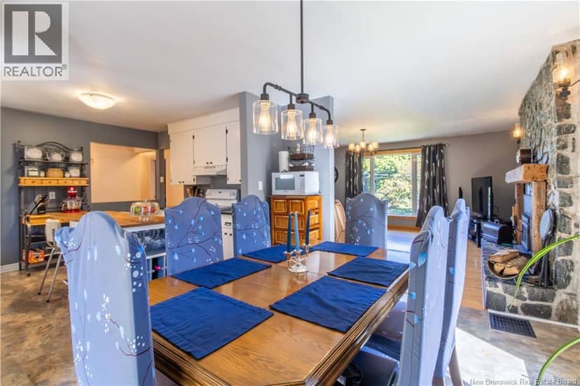 49 Yeomans Road — photo 9 of 40