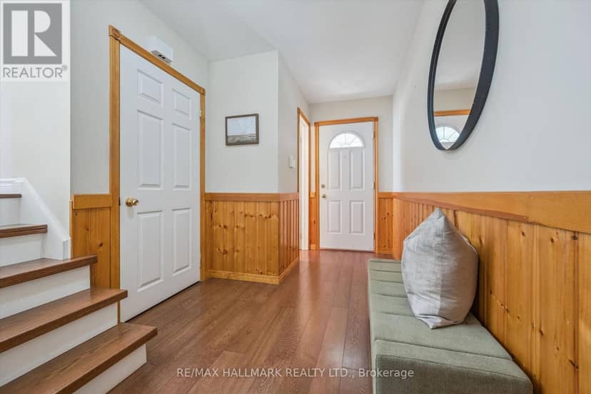 2209 Buttonbush Crescent — photo 5 of 40