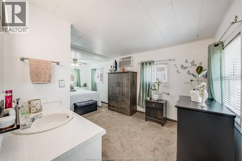 110 Brooks Blvd — photo 16 of 30