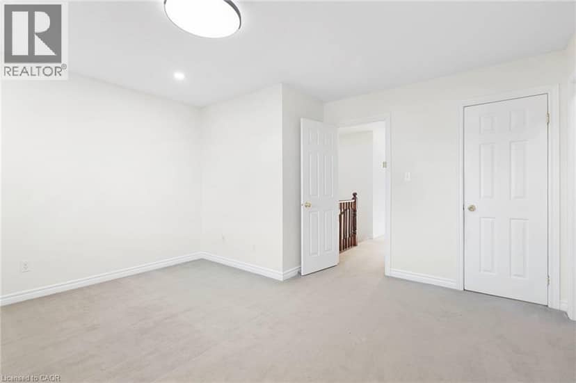 35 THAMES Way — photo 22 of 40