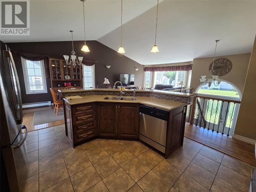 67 Marshalls Drive — photo 21 of 40