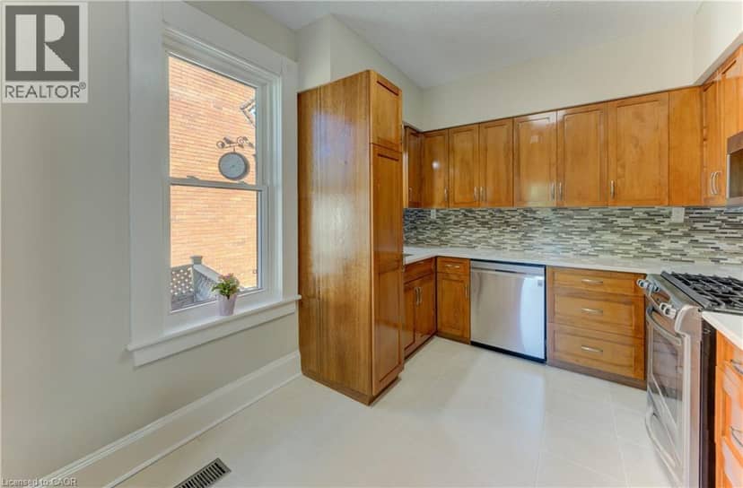 180 HEWAT Street — photo 17 of 40