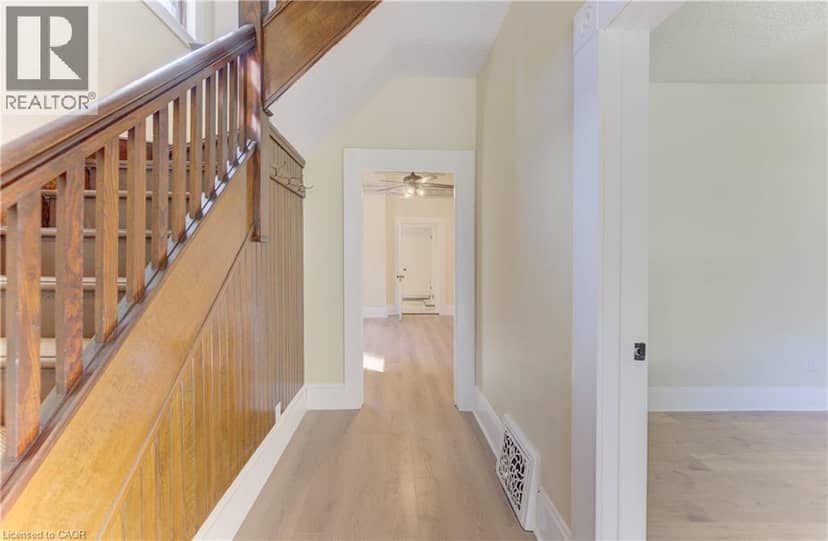 180 HEWAT Street — photo 9 of 40