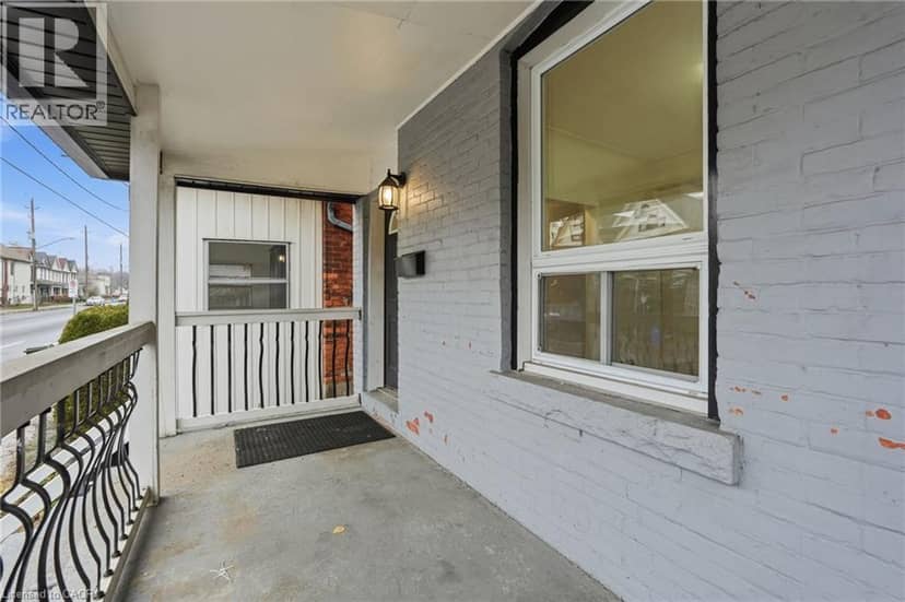 39 BURLINGTON Street E — photo 3 of 34