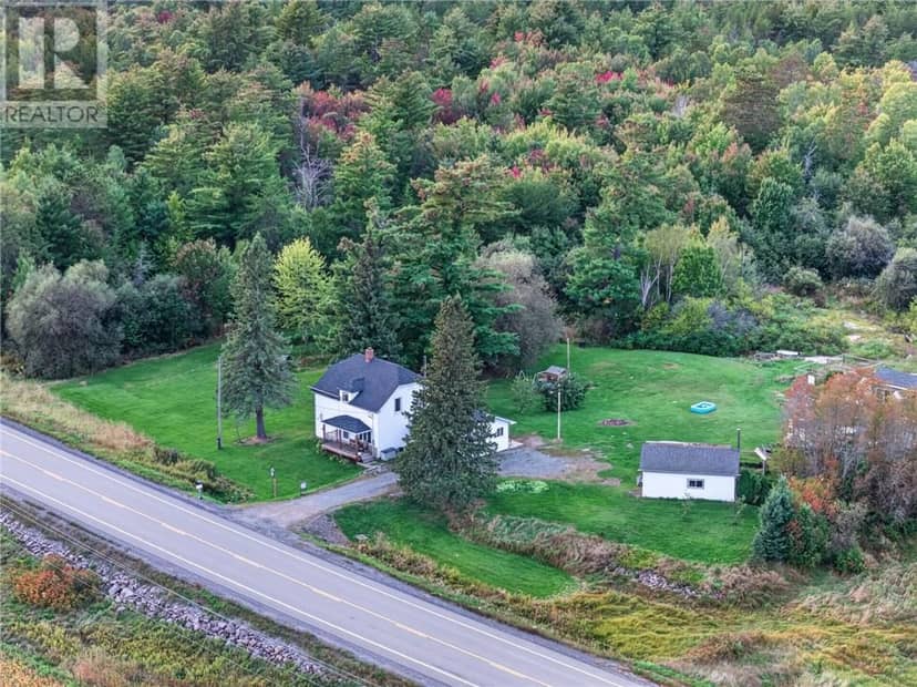9859 Highway 64, Lavigne, photo 2