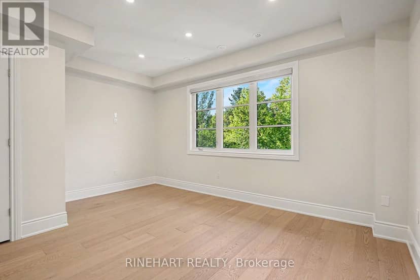 2082 Queensborough Gate — photo 21 of 31