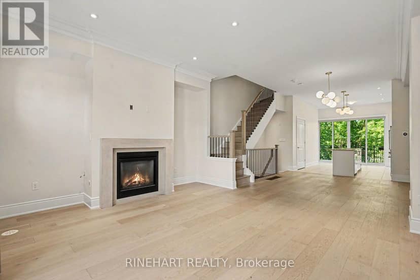 2082 Queensborough Gate — photo 5 of 31