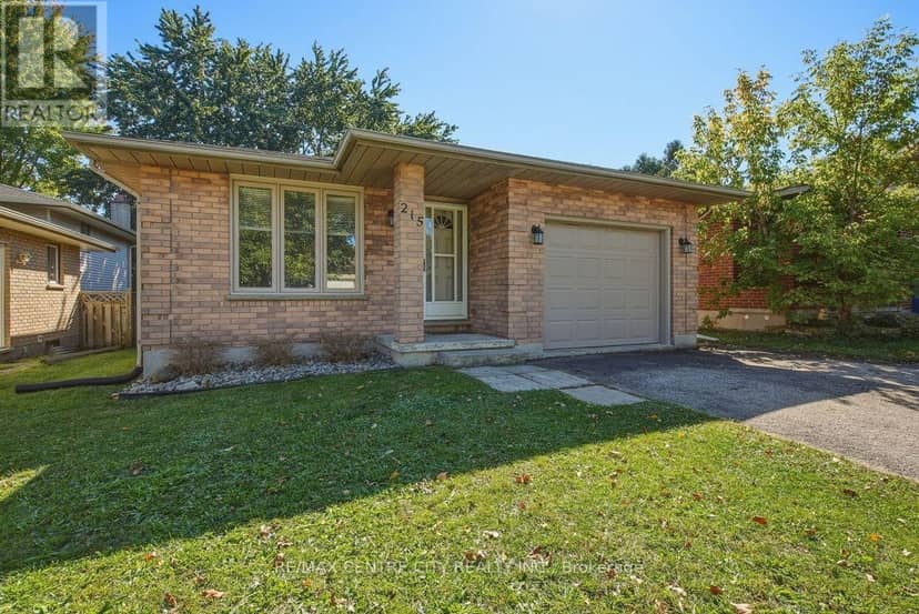 215 Walmer Grove, London North