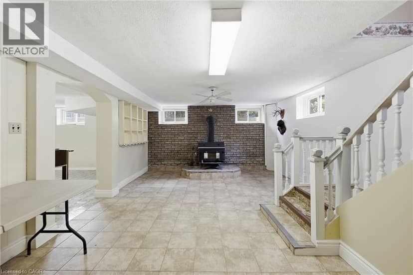 4 KEW Court — photo 16 of 28