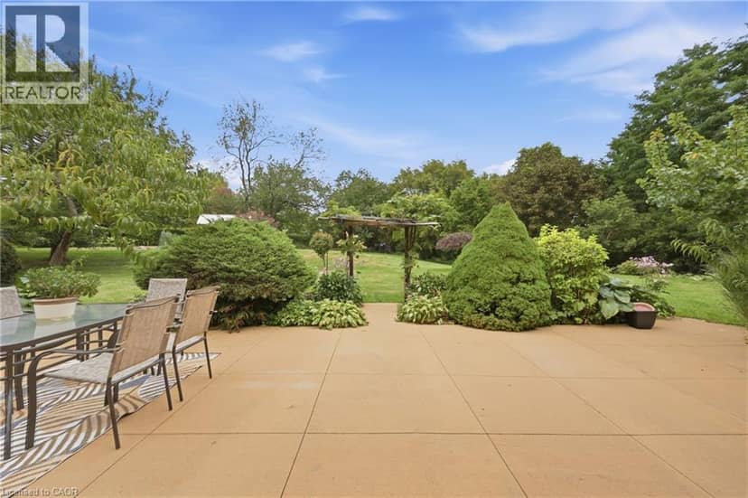 4 KEW Court — photo 24 of 28