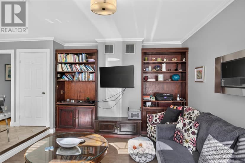 21 Symonds Place — photo 17 of 40