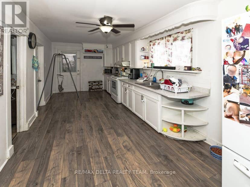 212 Mc Connell Avenue — photo 7 of 26