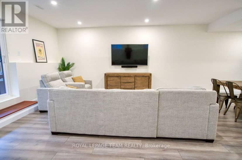 49 Aylen Avenue — photo 33 of 40