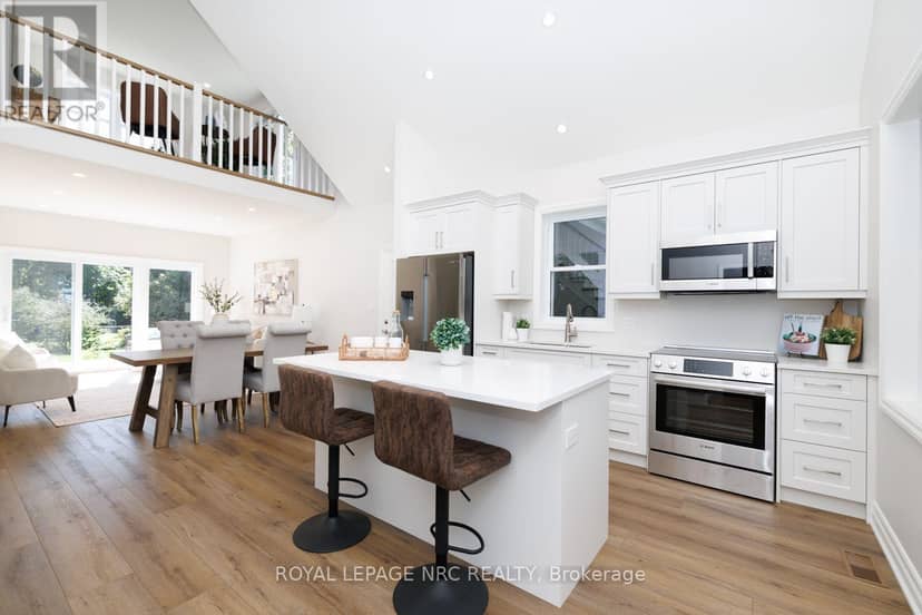 3 Peel Street — photo 9 of 40