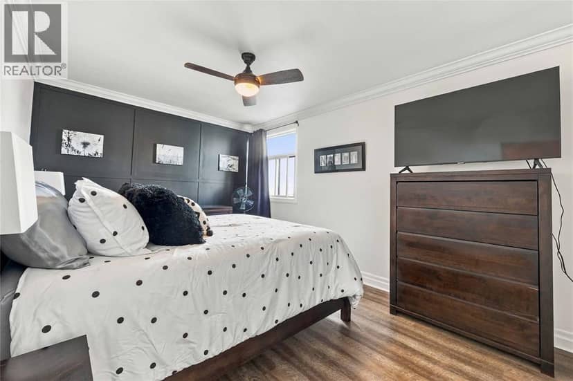 10 Derby LANE Unit# 1008 — photo 24 of 39