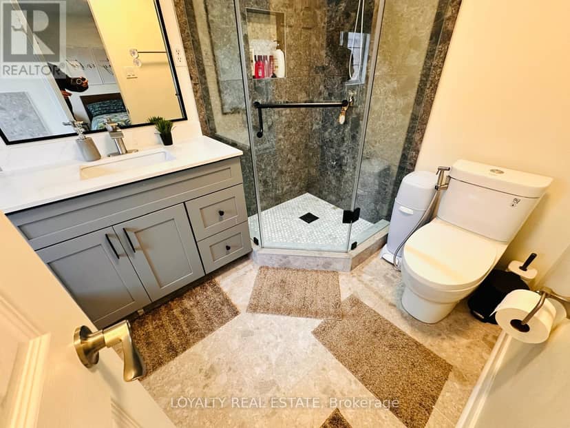 28 Thorp Crescent — photo 31 of 40