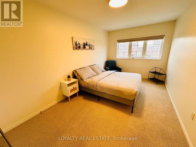 28 Thorp Crescent — photo 34 of 40