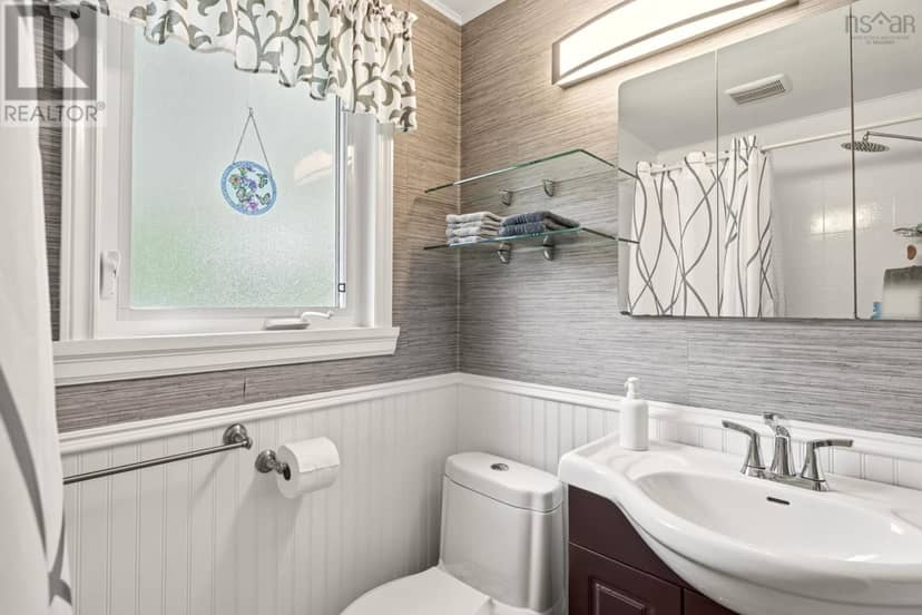14 Lawrence Robinson Lane — photo 15 of 31
