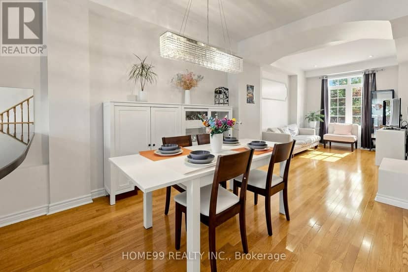 136A Finch Avenue W — photo 10 of 40