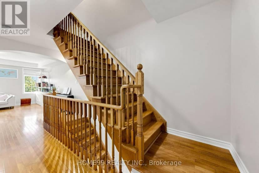 136A Finch Avenue W — photo 30 of 40