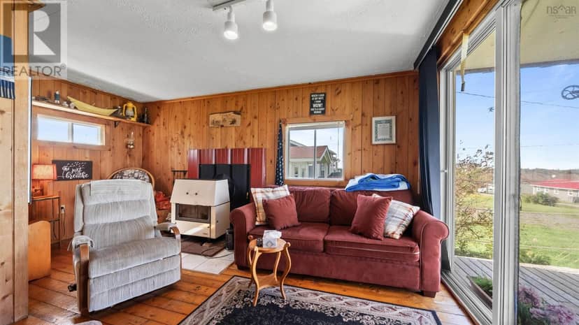 86 Red Cliff Drive — photo 10 of 38