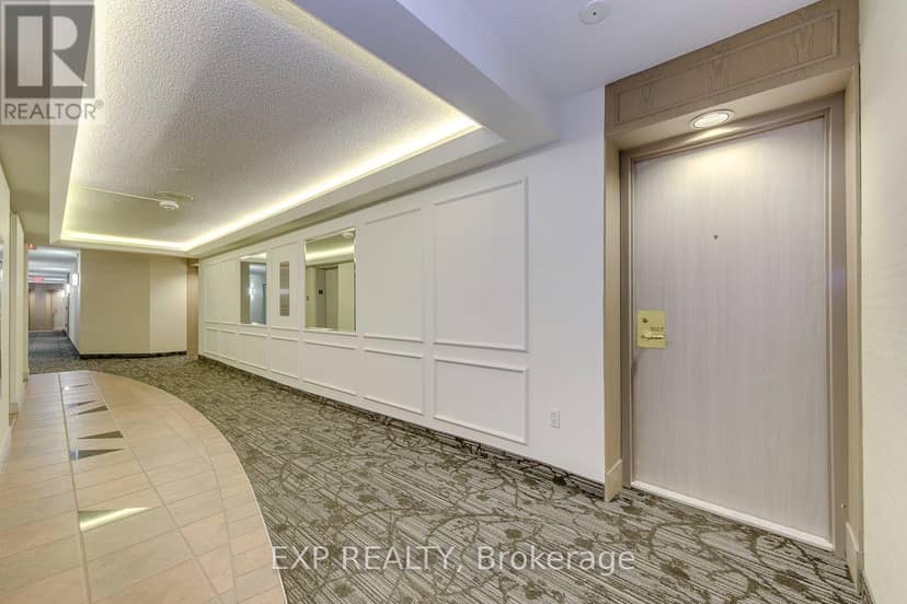 1607 - 2155 Burnhamthorpe Road — photo 7 of 40