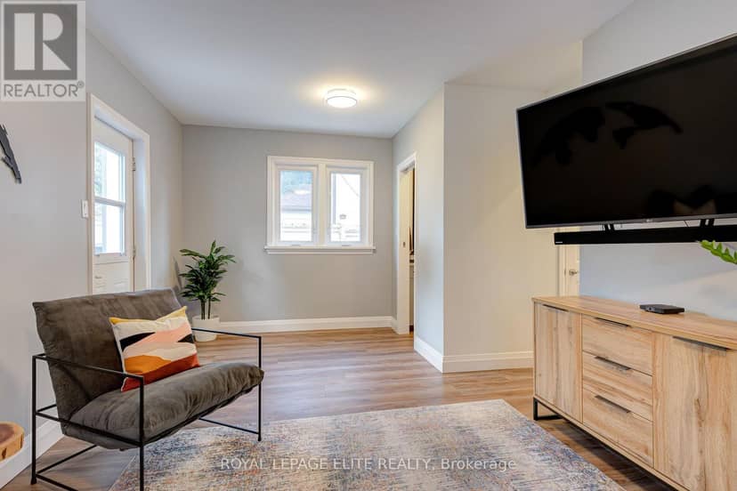 24 Stahl Avenue — photo 20 of 40
