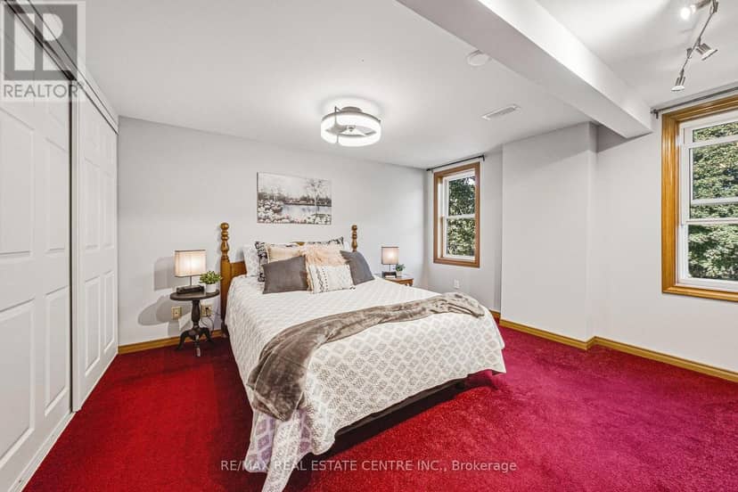 950 Hamilton Street — photo 25 of 40