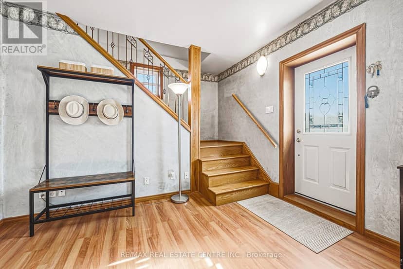 950 Hamilton Street — photo 7 of 40