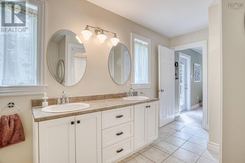 430 Mill Lake Road — photo 17 of 32