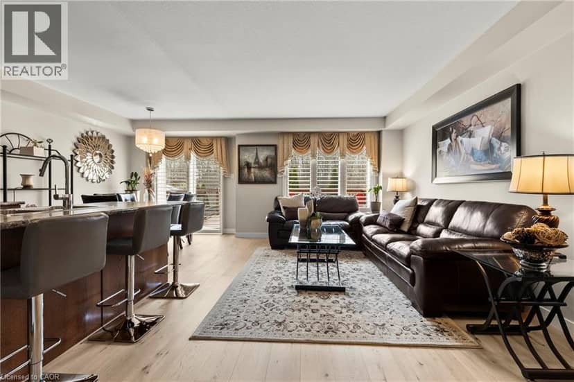 8679 DOGWOOD Crescent — photo 6 of 22