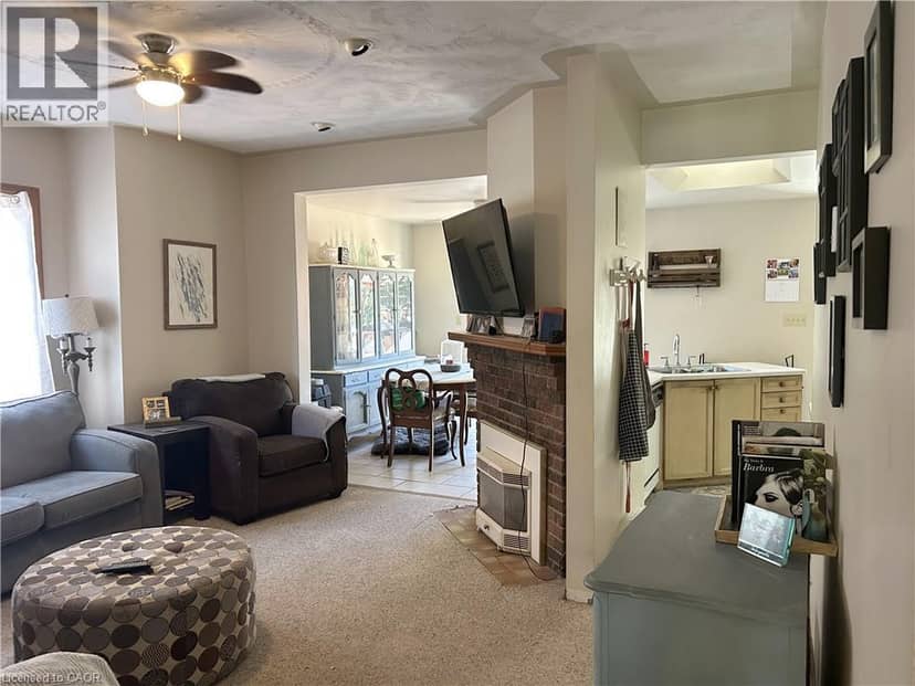 100 STANLEY Street, Simcoe, photo 4