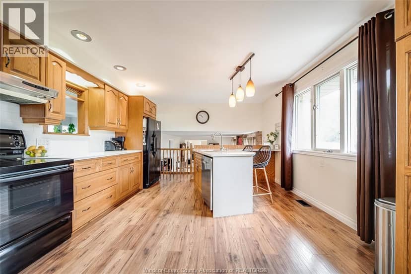 7744 Saint-Philippe Line — photo 17 of 40