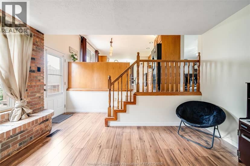 7744 Saint-Philippe Line — photo 8 of 40