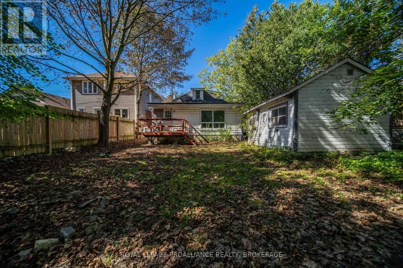 153 Macdonnell Street — photo 33 of 37
