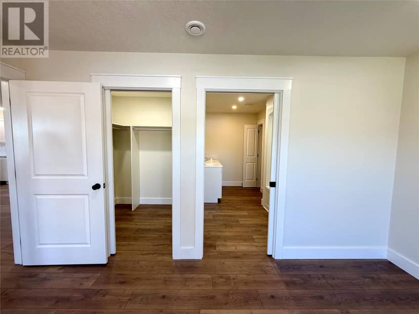 1 Douglas Street — photo 14 of 28