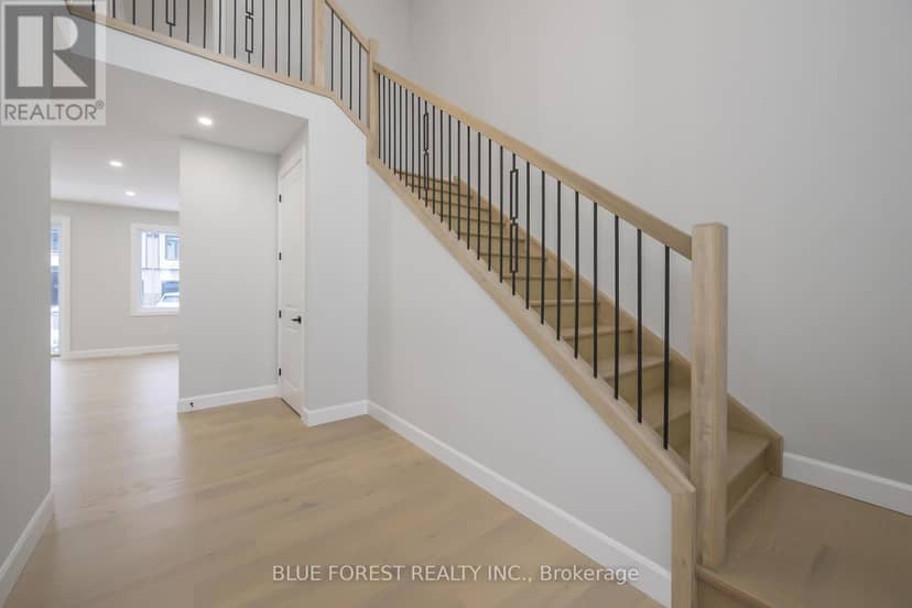 619 Lions Park Drive, Strathroy-Caradoc, photo 3
